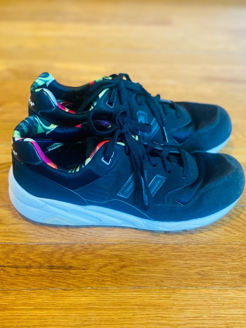 New Balance 580 Floral Trainer; Free People Collab - Picture 9 of 9